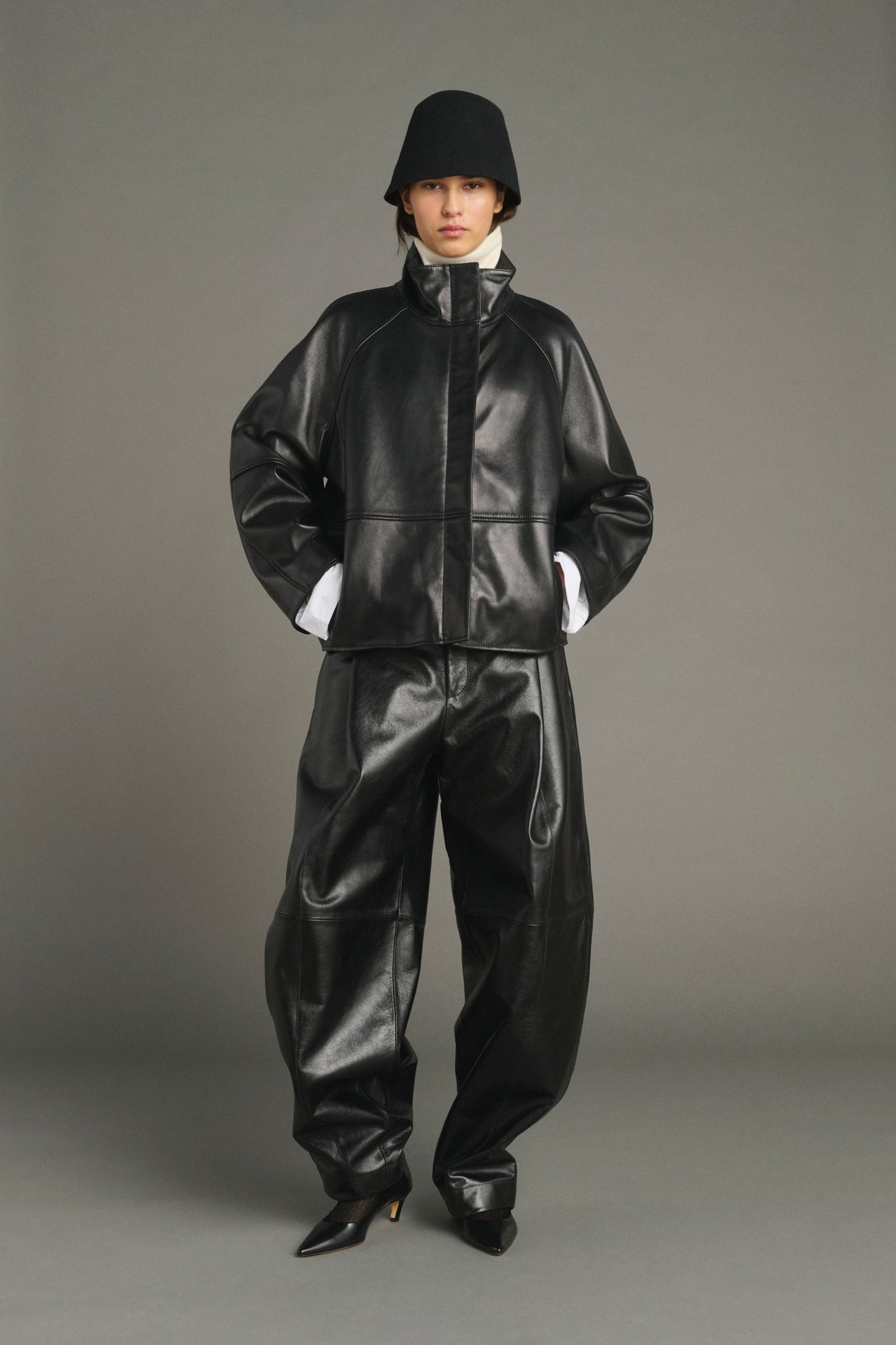 Gamma Jacket - Black Oversized Leather Women - Soeur